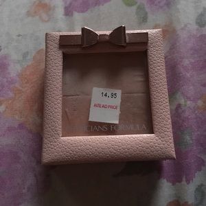 physicians formula highlighter